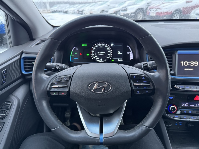 Hyundai IONIQ hybrid vaihtoauto