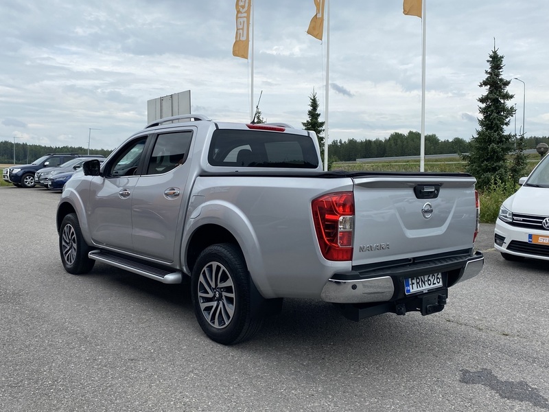 Nissan NP300 vaihtoauto