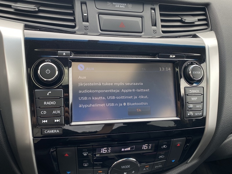 Nissan NP300 vaihtoauto