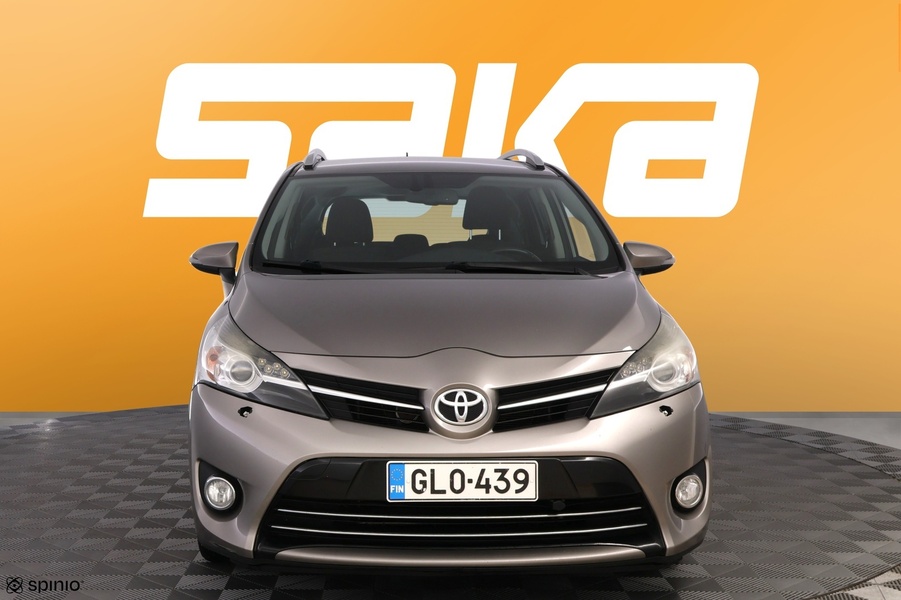 Toyota Verso vaihtoauto