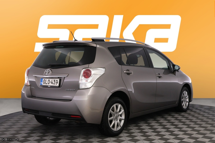 Toyota Verso vaihtoauto