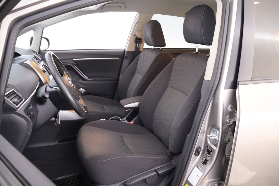 Toyota Verso vaihtoauto