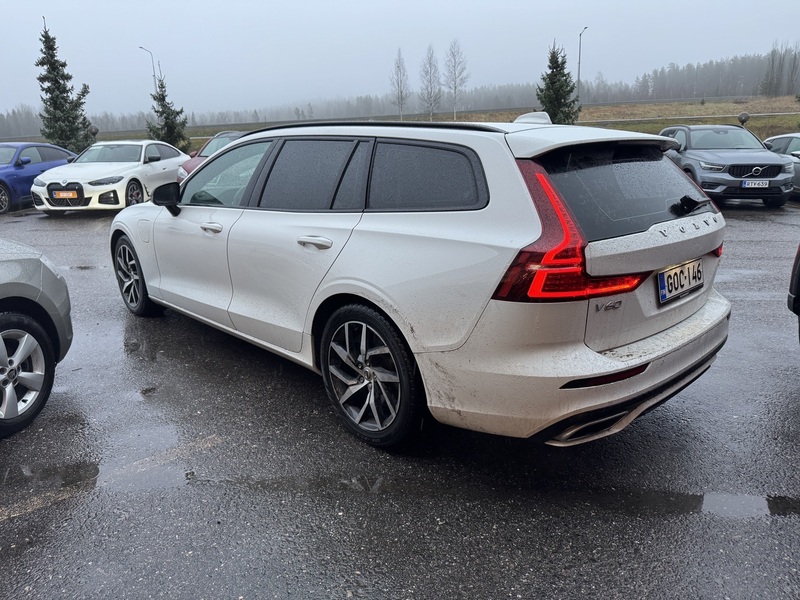 Volvo V60 vaihtoauto