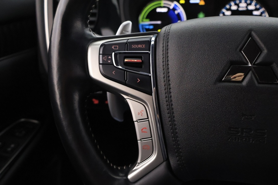 Mitsubishi Outlander PHEV vaihtoauto