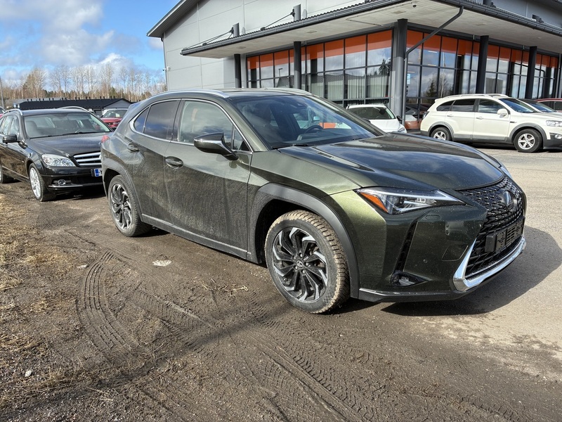 Lexus UX vaihtoauto