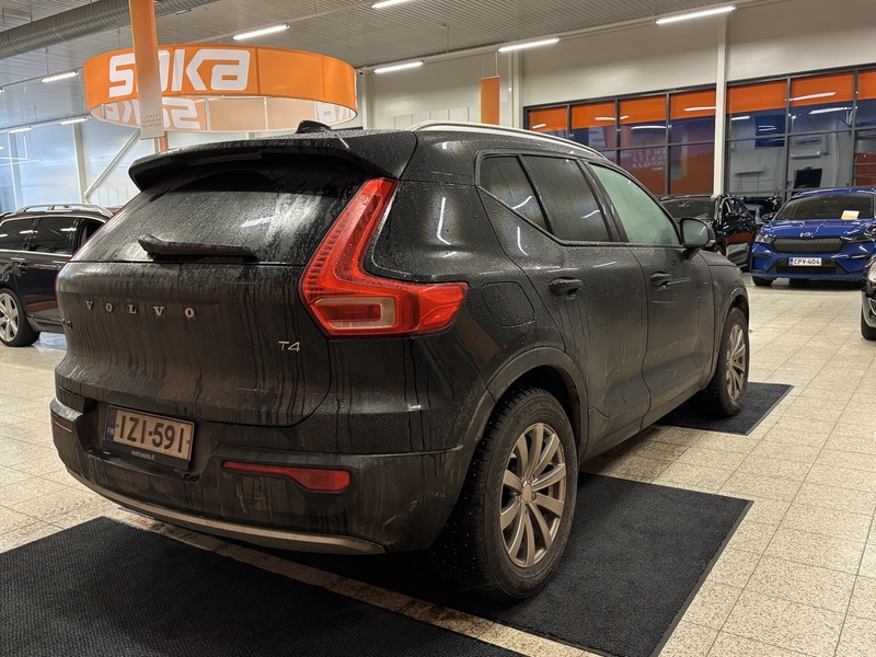 Volvo XC40 vaihtoauto