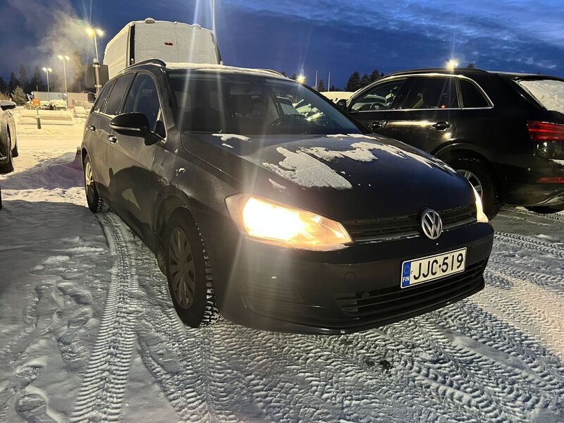 Volkswagen Golf vaihtoauto