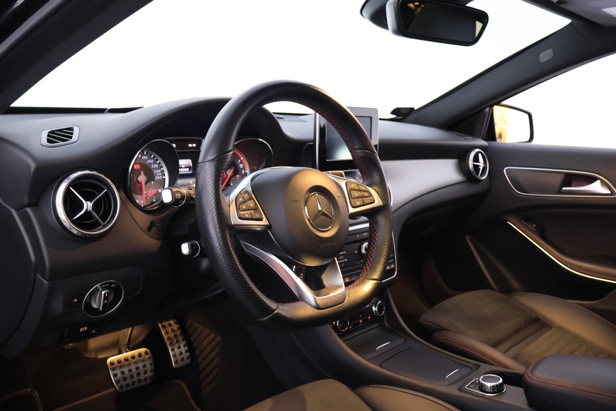 Mercedes-Benz GLA vaihtoauto