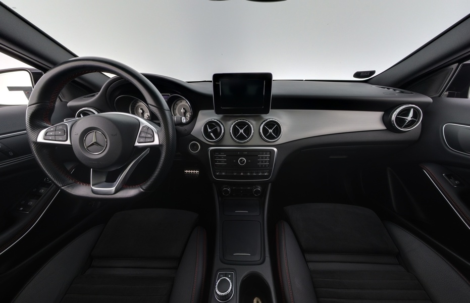 Mercedes-Benz GLA vaihtoauto