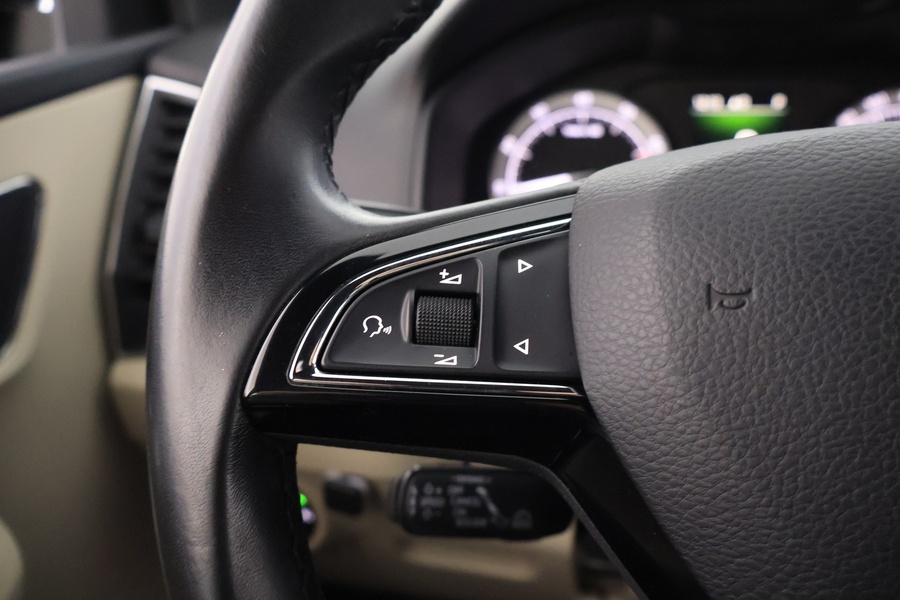 Skoda Karoq vaihtoauto