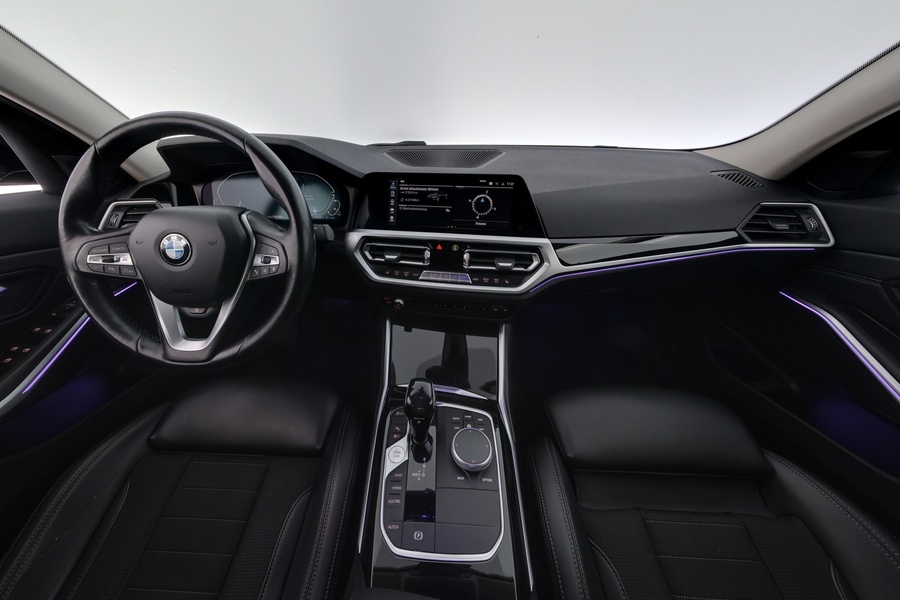 BMW 330 vaihtoauto