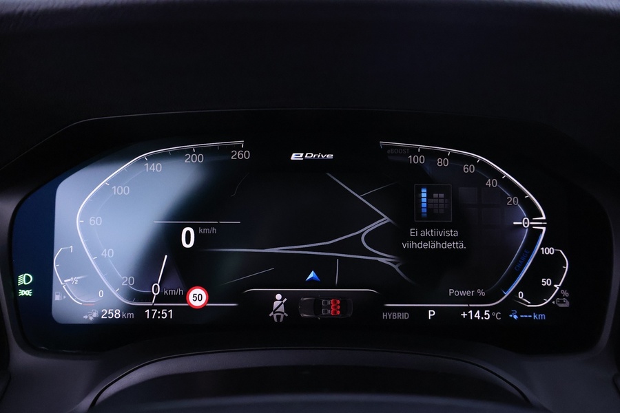 BMW 330 vaihtoauto