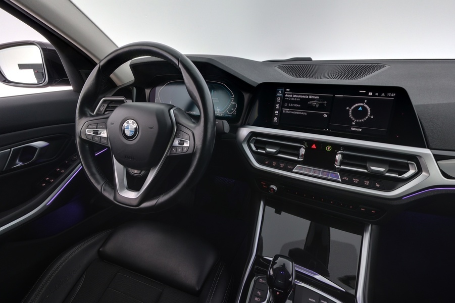 BMW 330 vaihtoauto