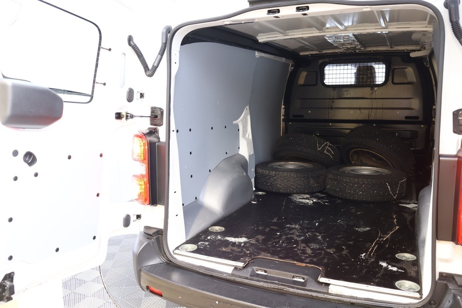 Toyota Proace vaihtoauto