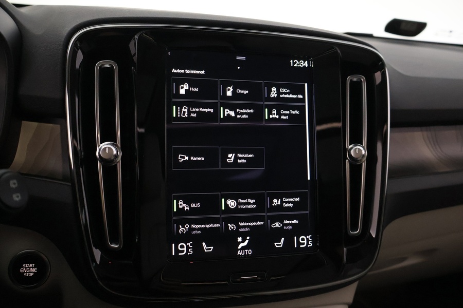 Volvo XC40 vaihtoauto