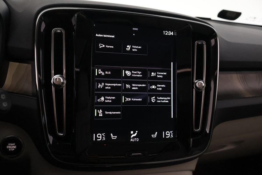 Volvo XC40 vaihtoauto