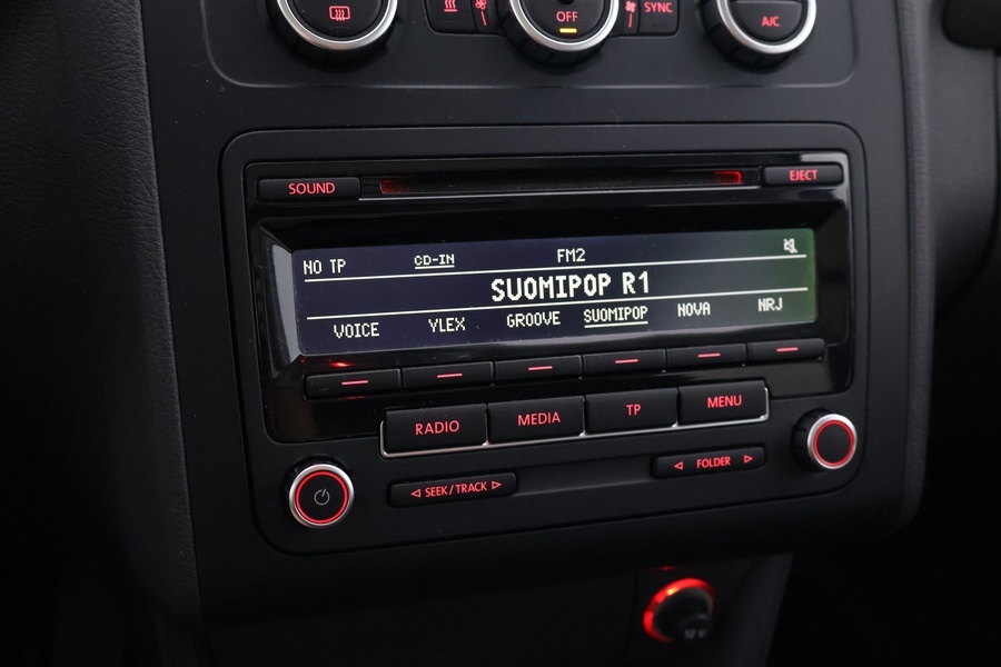 Volkswagen Touran vaihtoauto