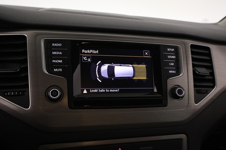 Volkswagen Golf Sportsvan vaihtoauto