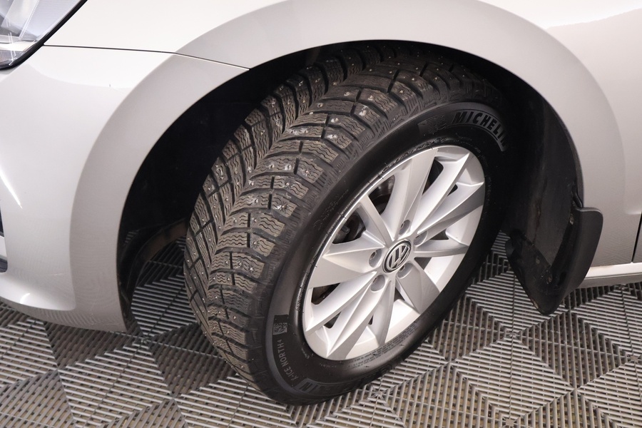 Volkswagen Golf Sportsvan vaihtoauto