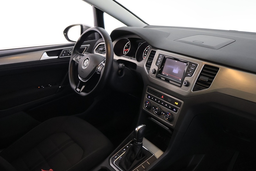 Volkswagen Golf Sportsvan vaihtoauto