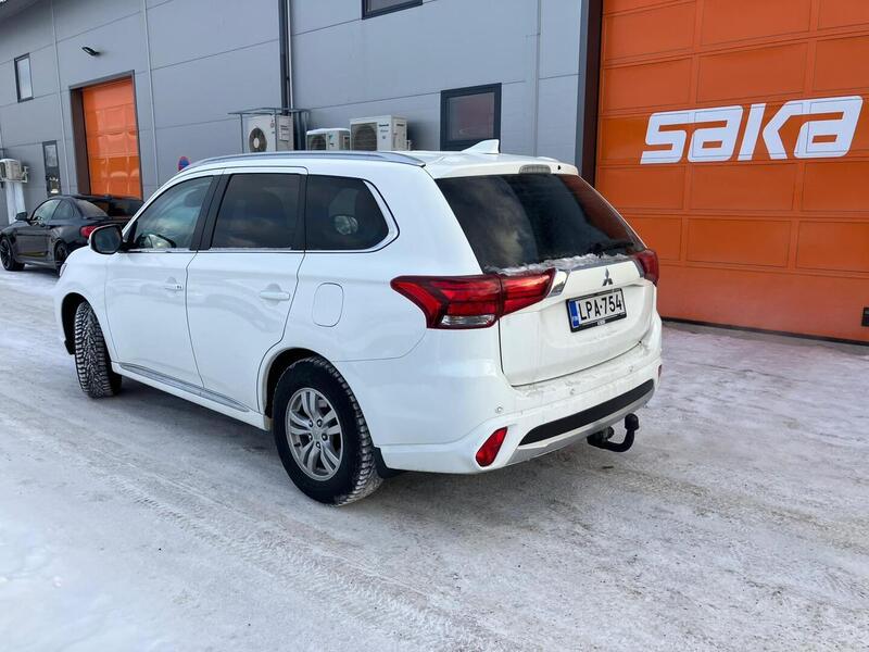 Mitsubishi Outlander vaihtoauto