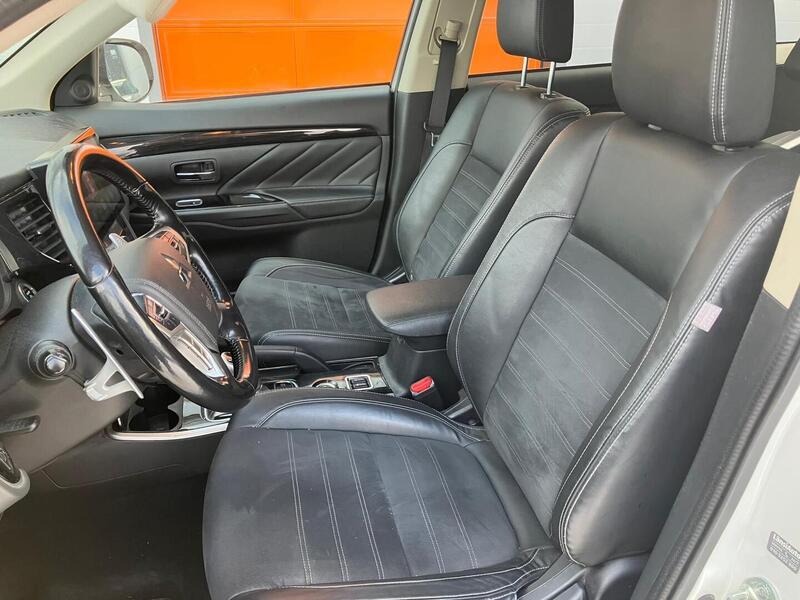 Mitsubishi Outlander vaihtoauto