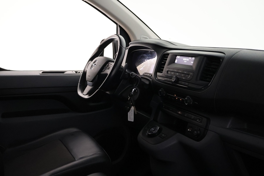 Opel Vivaro vaihtoauto