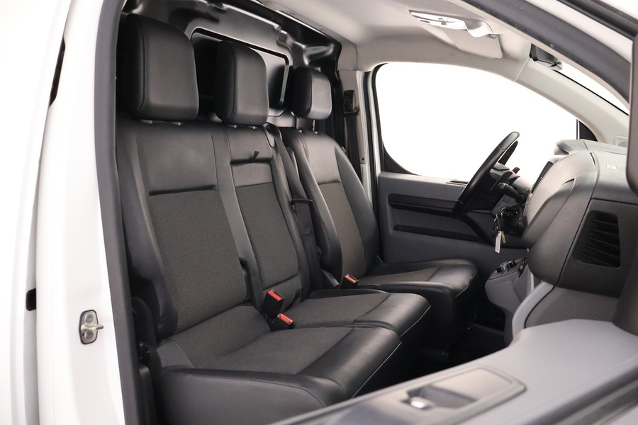 Opel Vivaro vaihtoauto