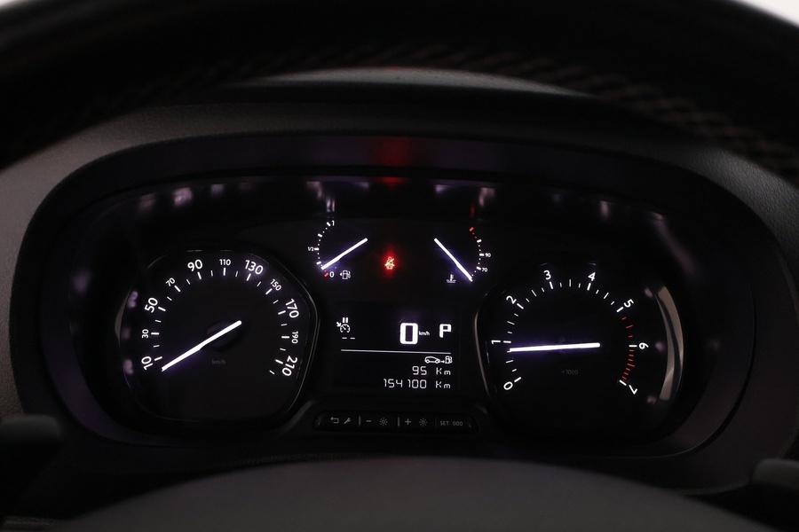 Opel Vivaro vaihtoauto