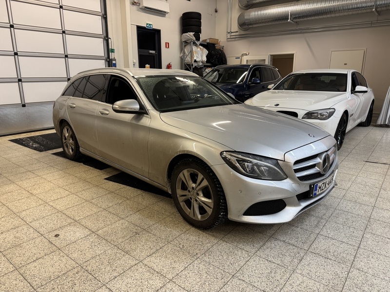 Mercedes-Benz C vaihtoauto