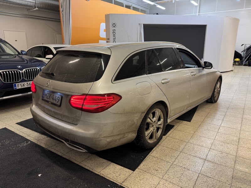 Mercedes-Benz C vaihtoauto
