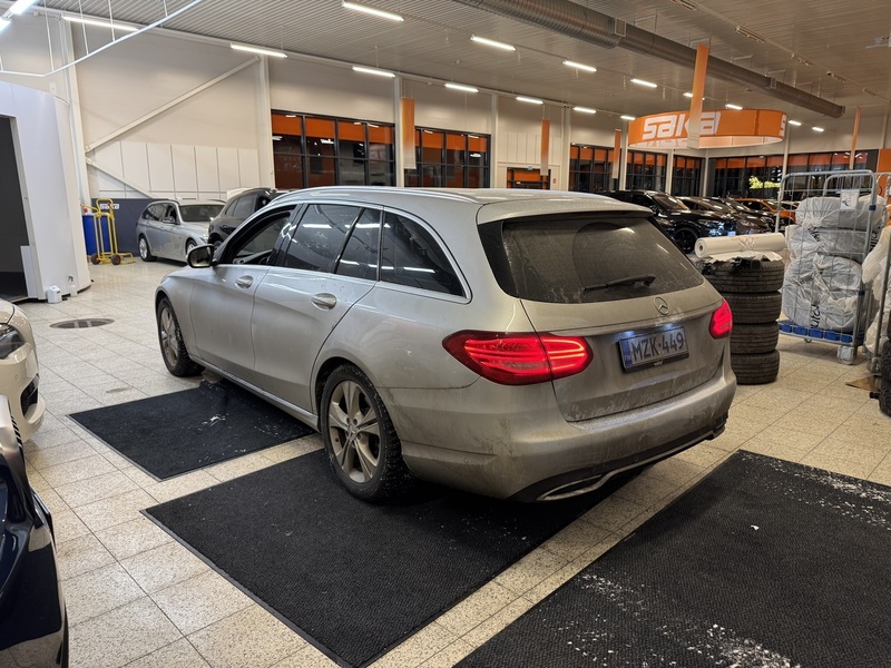 Mercedes-Benz C vaihtoauto