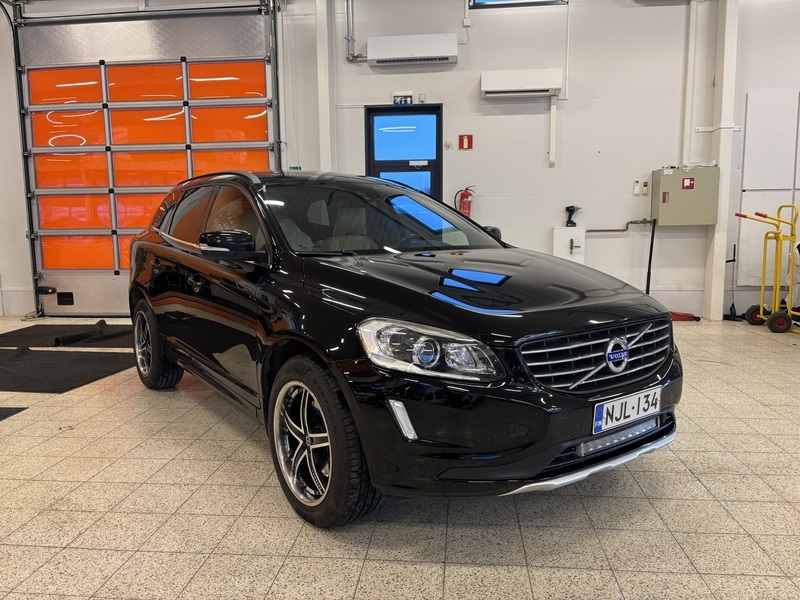 Volvo XC60 vaihtoauto