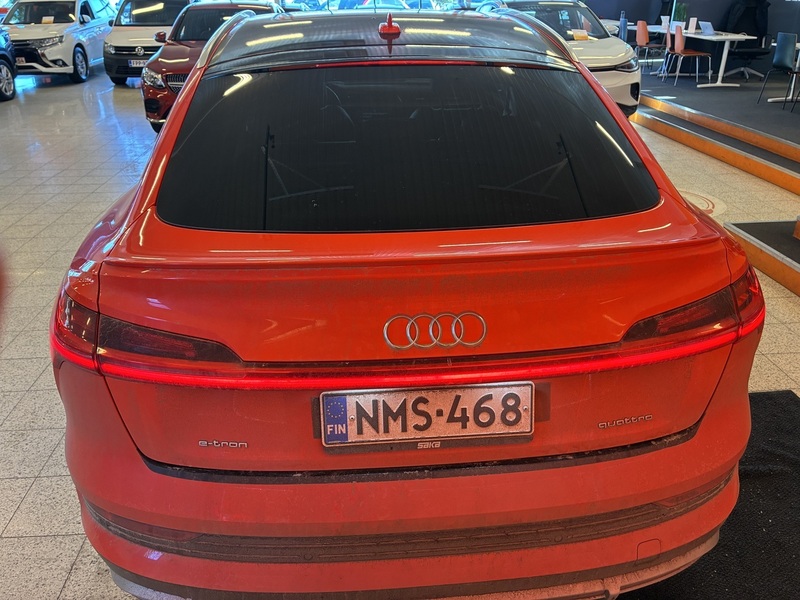 Audi e-tron vaihtoauto