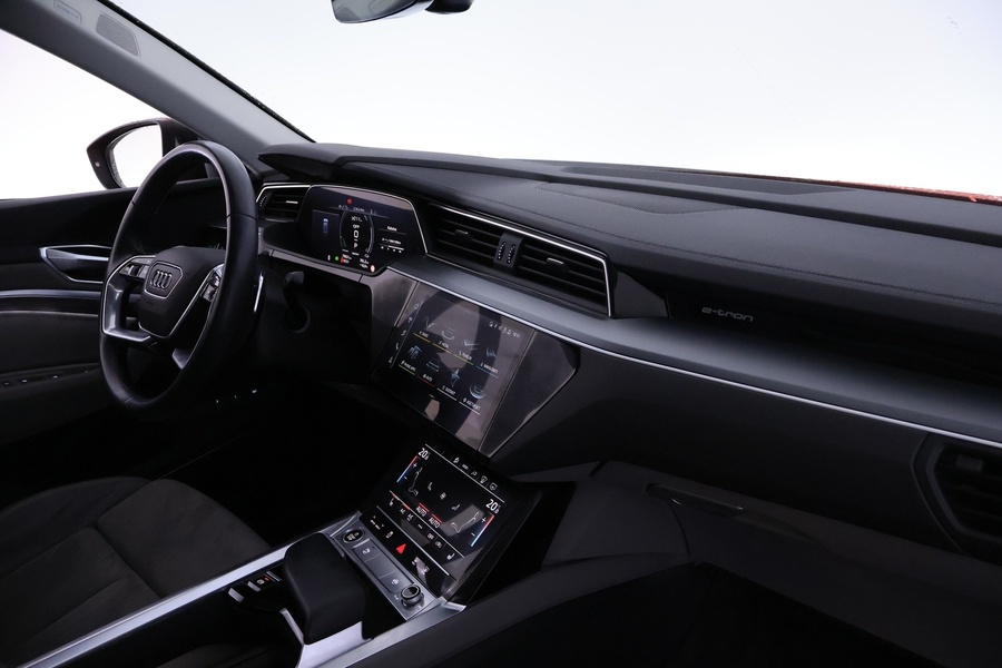 Audi e-tron vaihtoauto