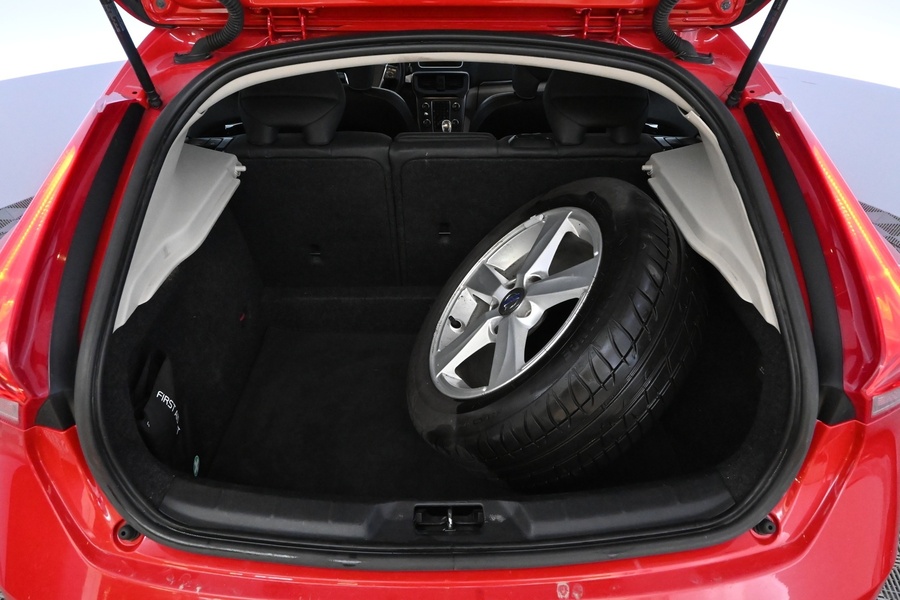 Volvo V40 vaihtoauto