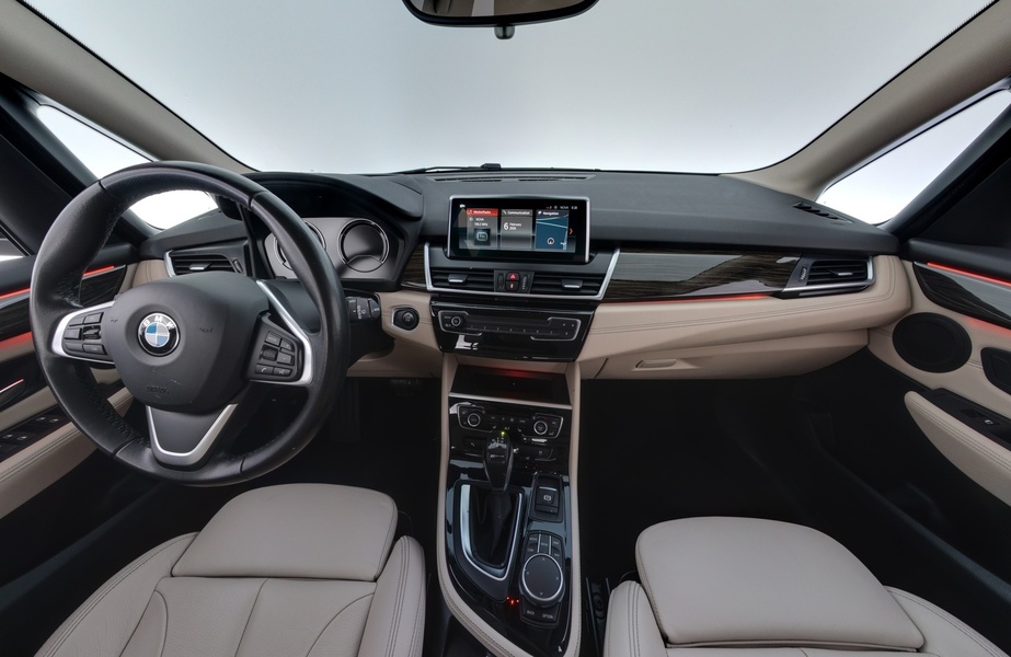 BMW 225 vaihtoauto