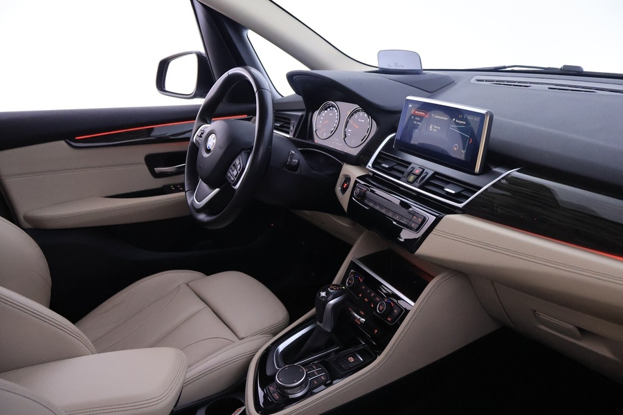 BMW 225 vaihtoauto