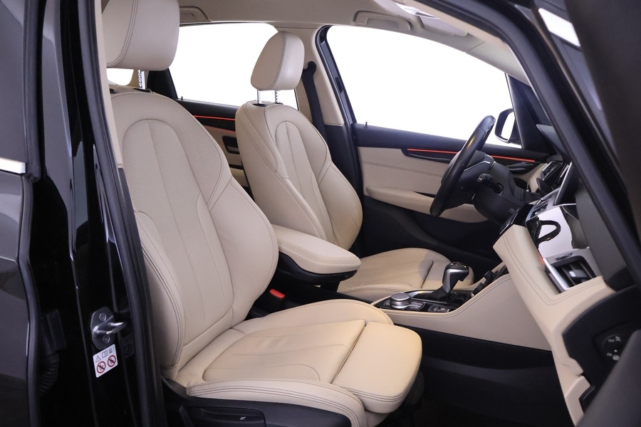 BMW 225 vaihtoauto