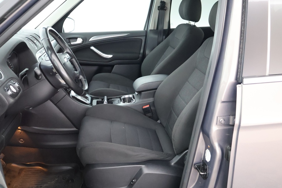 Ford S-MAX vaihtoauto