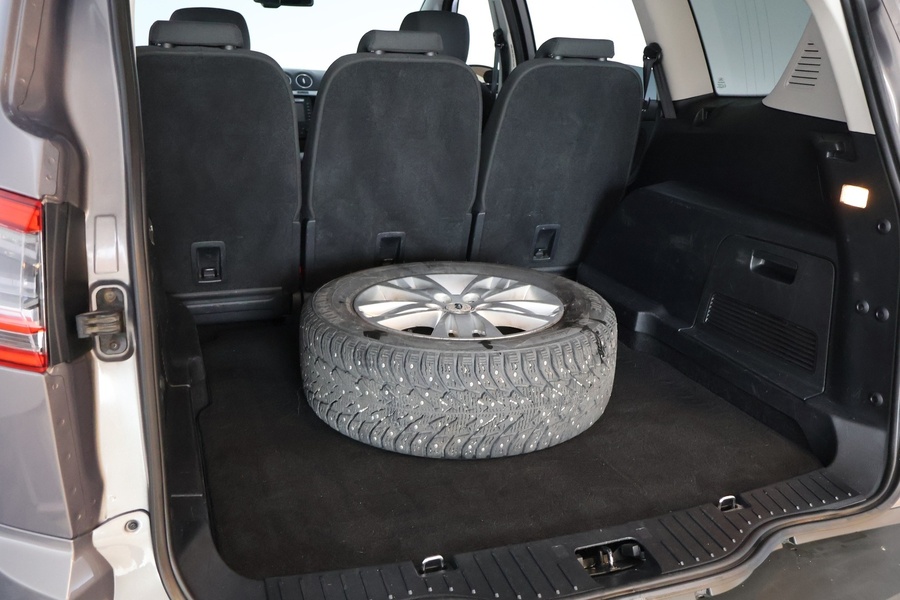 Ford S-MAX vaihtoauto