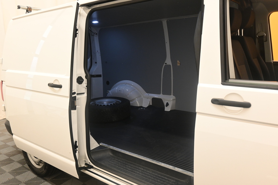 Volkswagen Transporter vaihtoauto