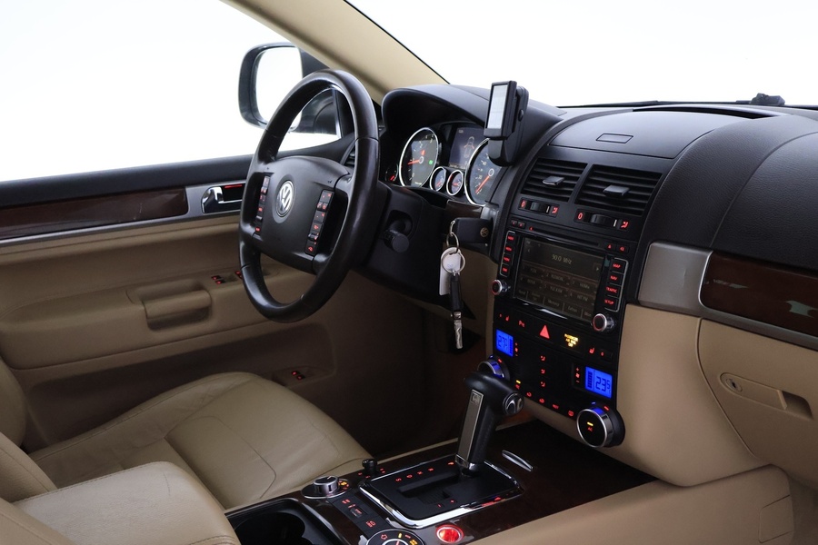 Volkswagen Touareg vaihtoauto