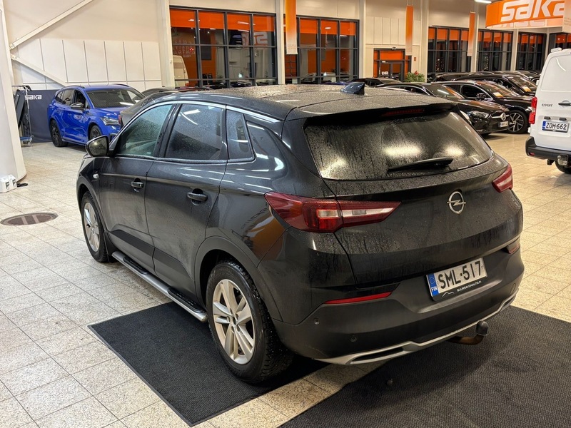 Opel Grandland X vaihtoauto