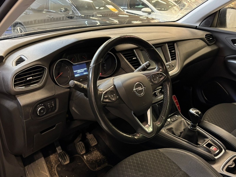 Opel Grandland X vaihtoauto
