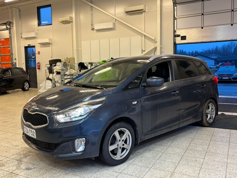 Kia Carens vaihtoauto