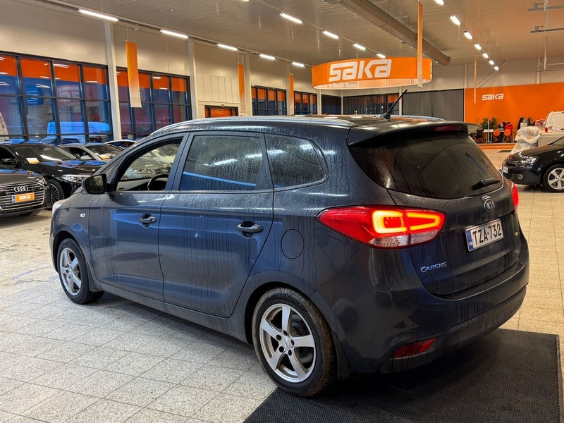 Kia Carens vaihtoauto