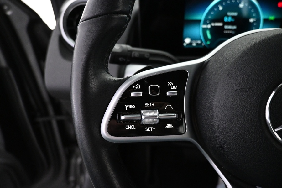 Mercedes-Benz GLB vaihtoauto