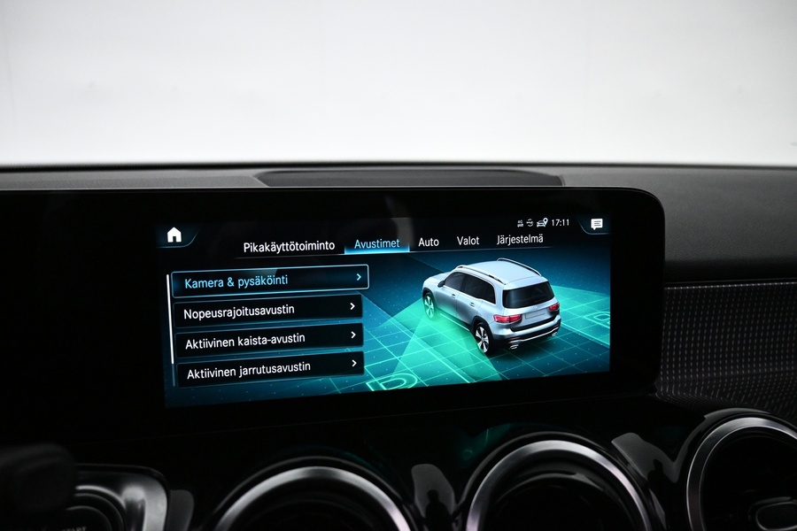 Mercedes-Benz GLB vaihtoauto