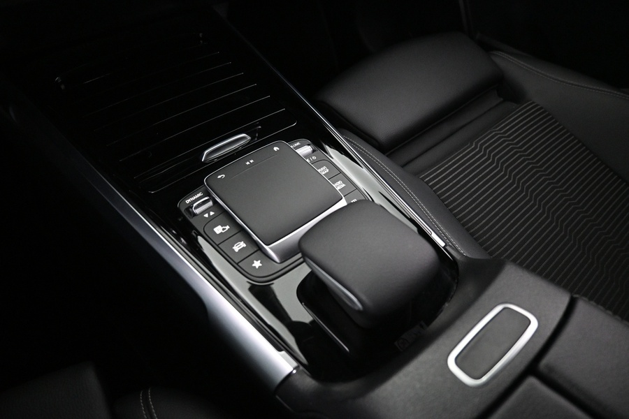 Mercedes-Benz GLB vaihtoauto